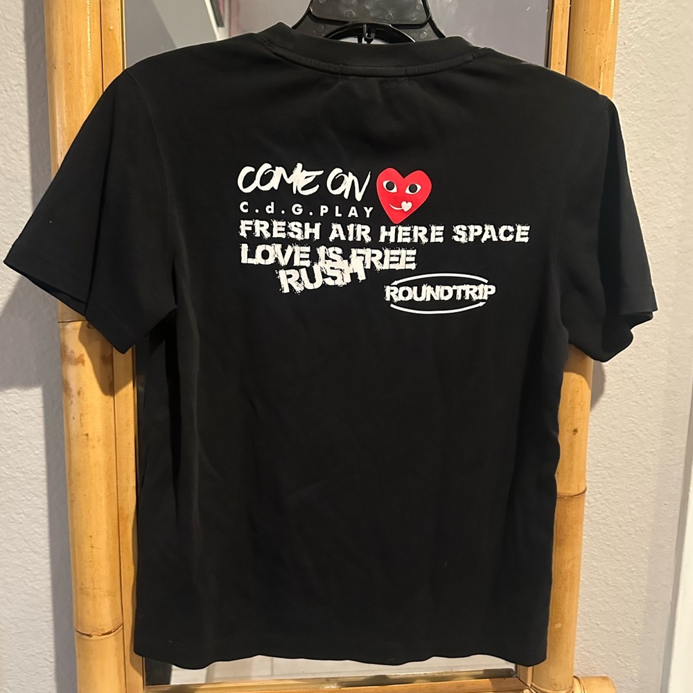 Comme des Garçons PLAY / Heart Applique Tee /EUC washed once - Picture 10 of 15